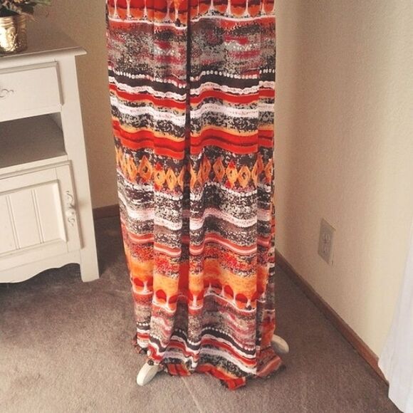 Caren Sport Maxi Dress - Picture 3 of 11